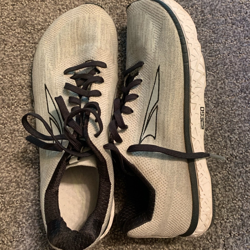 Altra Escalante Running Shoe